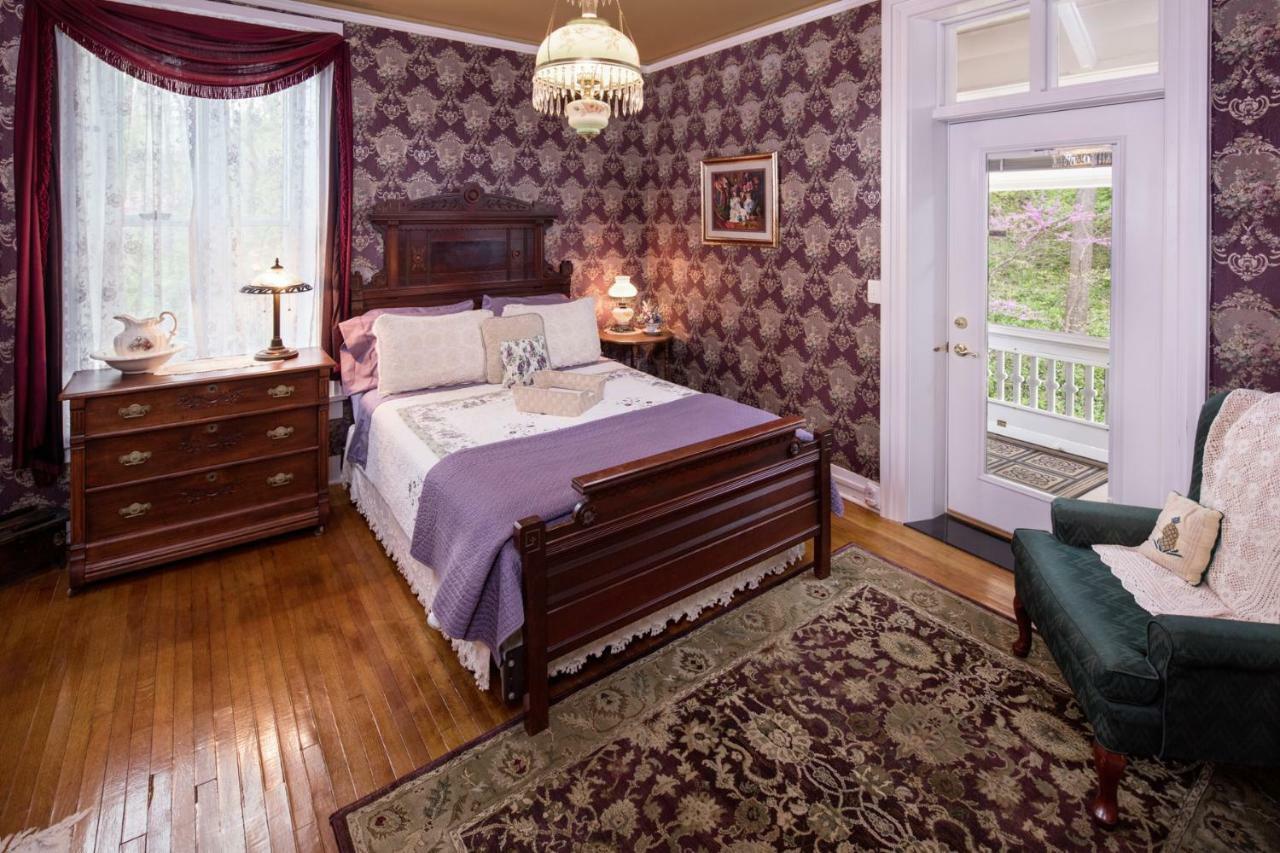 The Steamboat House Bed & Breakfast Galena Ngoại thất bức ảnh